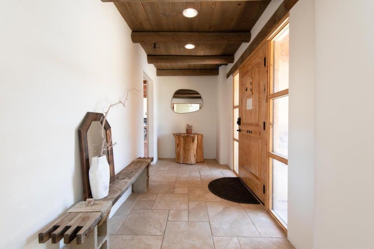 Renovated Lodge - Room 2 With Pool Access Joshua Tree Zewnętrze zdjęcie